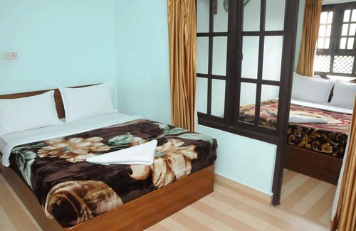 Gaushala Hotel | Shiva Shankar Hotel