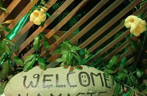 Sauraha Hotel | Shivas Hippies Colony