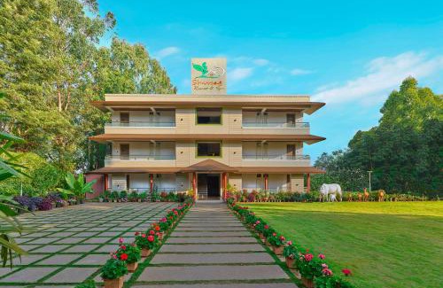 Wai Hotel | Shivsagar Resort & Spa