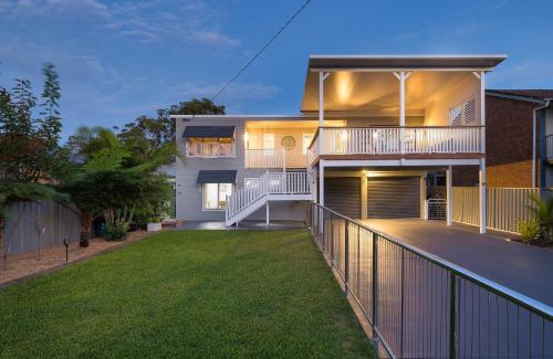 Shoal Bay House | Shoaly House - A Spacious Oasis