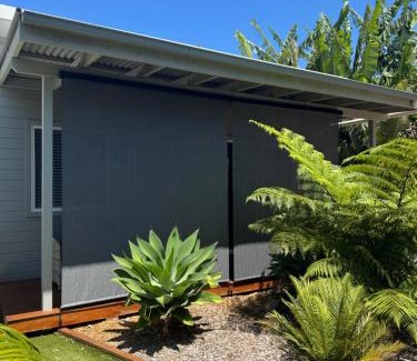 Shoal Bay Villa | Shoaly House Cottage - A charming coastal escape