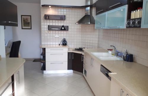 Ashdod Apartment | Shoam street apartment sea view Ashdod