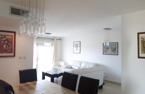 Ashdod Apartment | Shoam street apartment sea view Ashdod