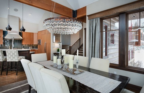 Peak 8 Ski Chalet | Shock Hill Chalet: 100 Yards to Mid-Station Gondola
