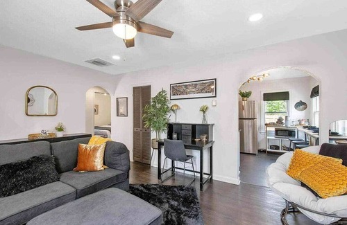 Wichita House | Shocker Shack - 2K - Near WSU, Park - Fenced Yard
