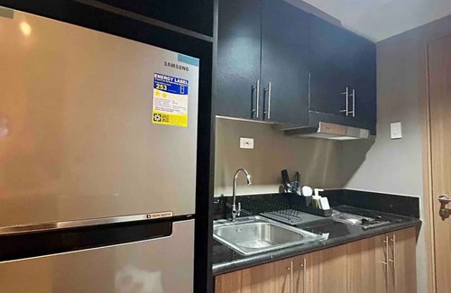 Barangay 76 Bed & Breakfast | Shore 3 Residences by LUXE