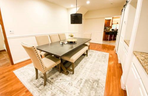 Edgewater House | Shore Leave