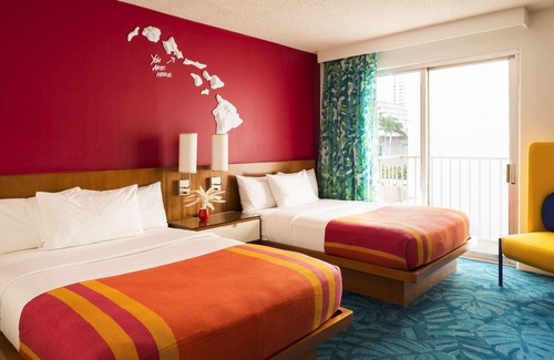 Waikiki Hotel | Shoreline Hotel Waikiki