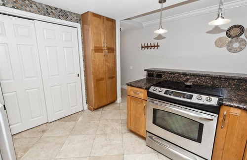 Holiday Isle Condo | Shoreline Towers 1052 2 Bedroom Condo by RedAwning