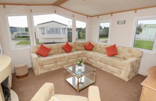 Wittering House | Shorething Getaway