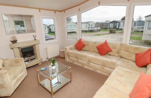 Wittering House | Shorething Getaway