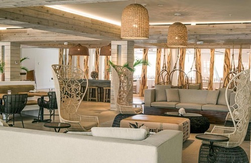 Islamorada Hotel | Short Distance From The Well Known Sites! 3 Family-friendly Units, Free Parking