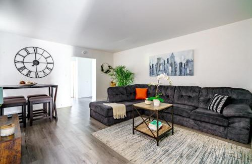 Victorian Village House | Short North Convention Private Parking Pets