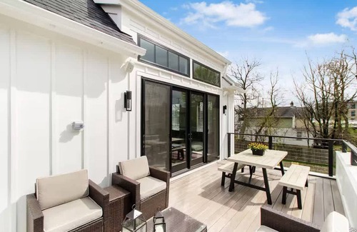 Italian Village House | Short North Convention Garage Parking