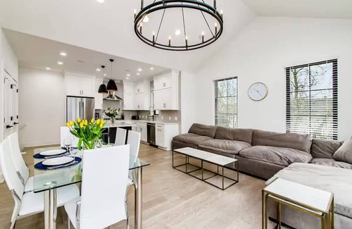Italian Village House | Short North Convention Garage Parking