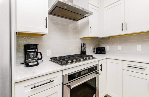 Italian Village House | Short North Convention Garage Parking