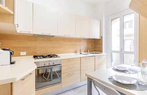 Pavia Apartment | Short Stay Pavia - by LM Apartments Via Indipendenza 80A Pavia
