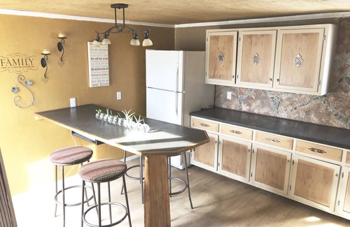 Central Lake House | Short walk to intermediate lake!