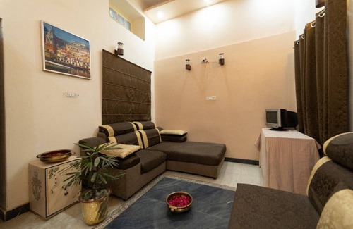 Varanasi Hotel | Shree Ganesha Residency