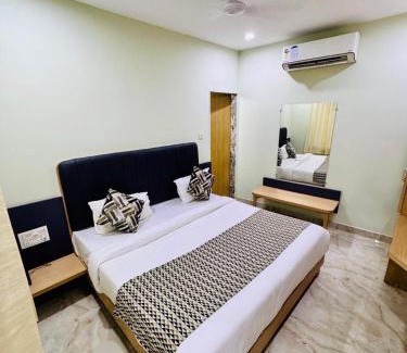 Udaipur District Hotel | Shree Khodiyar Palace