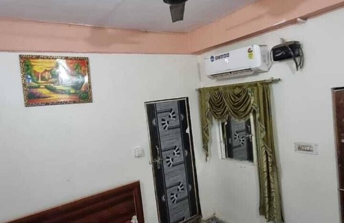Mathura Hotel | Shri Yamuna Dham