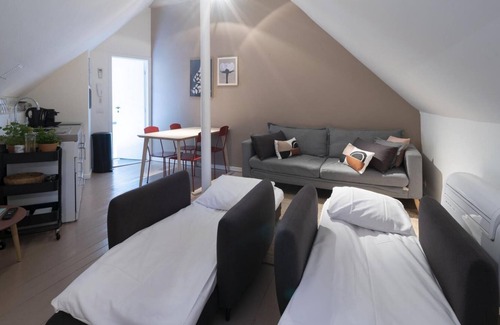 Antwerp House | Shway60 Family House