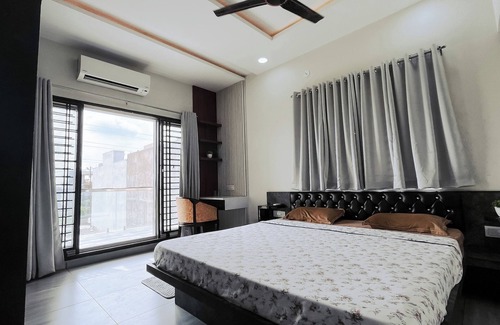 Ujjain Hotel | Shyamsudha Homestay