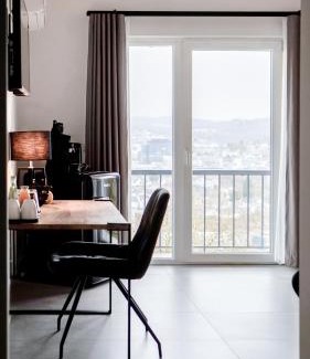 Siegen House | Si-View Doppelzimmer mit Balkon Zimmer 1 - Hotel