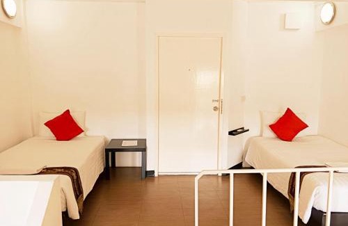 Khlong Sam Prawet Hotel | Siam Villa