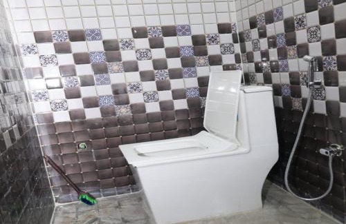 Narainkoti Hotel | Siddhi Vinayak Residency By StayApart