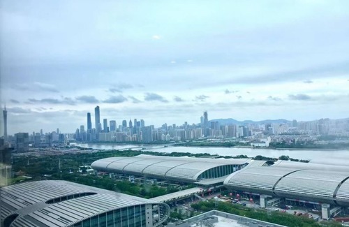Yuexiu Apartment | Side Apartment