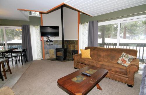 Mammoth Lakes House | Sierra Park Villas #65