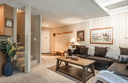 Mammoth Lakes House | Sierra Park Villas #76, Updated 1 Bedroom + 2 Lofts, 2 Bath, Sleeps 6!