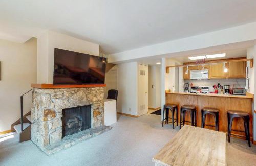 Lake Forest Apartment | Sierra Sky
