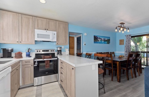June Lake House | Sierra Suns 2, townhome in June Lake Village