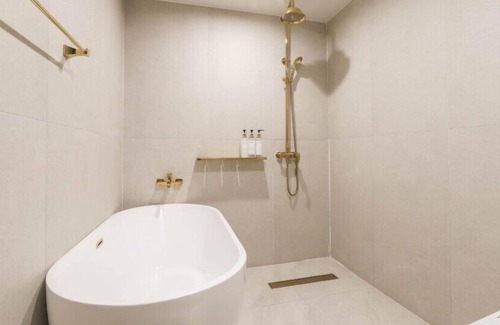 Busanjin Hotel | Signature Denbasta Hotel