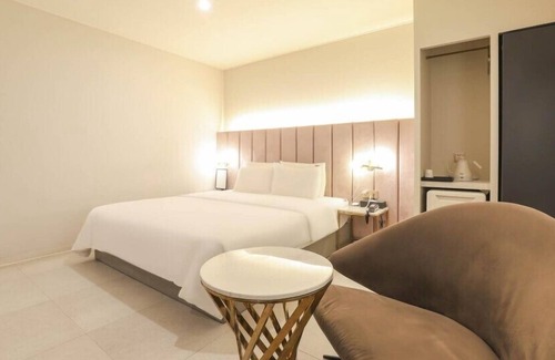 Busanjin Hotel | Signature Denbasta Hotel