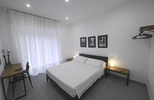 Quartieri Spagnoli Apartment | Signora Titina Rooms