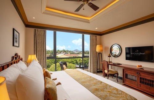 Hue City Centre Hotel | Silk Path Grand Hue Hotel