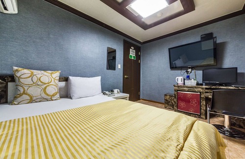 Gwanak-gu Hotel | Sillim Castle