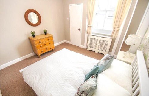 Brighton City Centre Apartment | Sillwood Balcony Apartment - Central - by Brighton Holiday Lets