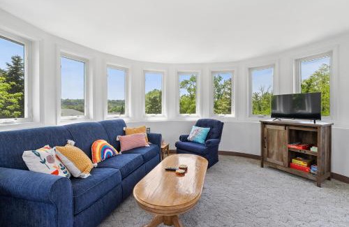 Fish Creek House | Silo Guest House by Simple Life Rentals