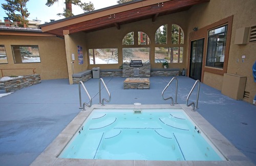 Mammoth Lakes Condo | Silver Bear 36