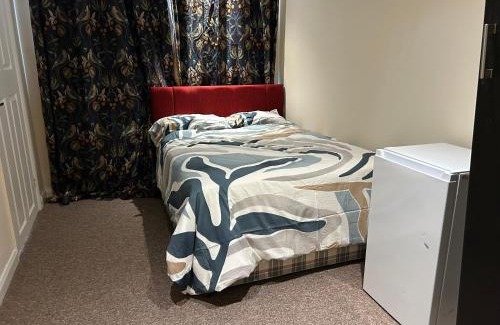 Thamesmead House | Silver birch close