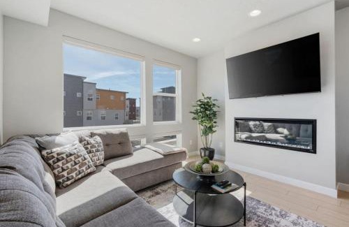 Park City House | Silver Creek Townhome with Hot Tub l Poppy