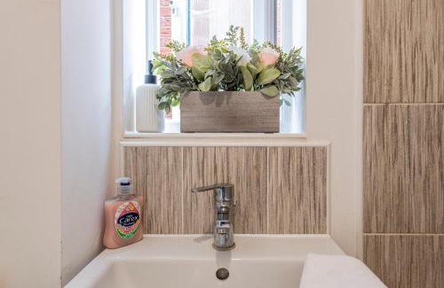 Stoke-on-Trent Apartment | Silver Grove