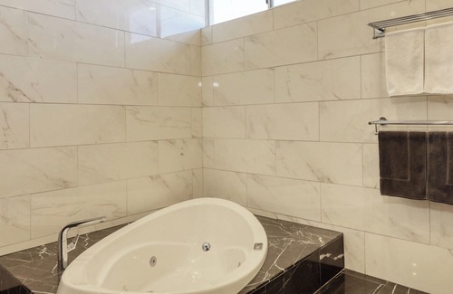 Broken Hill Hotel | Silver Haven Motor Inn