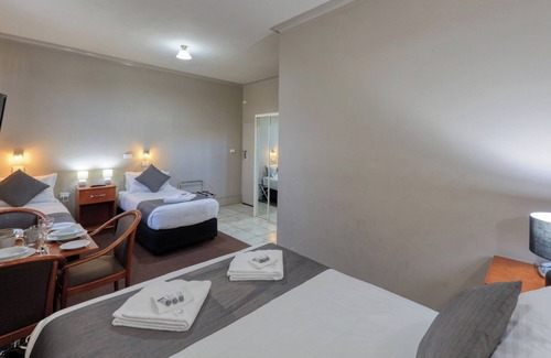 Broken Hill Hotel | Silver Haven Motor Inn