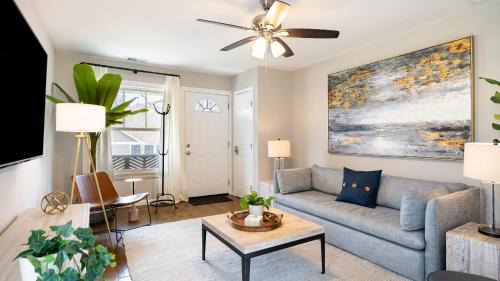 Asheville House | Silver Maple by AvantStay Modern Stylish Haven