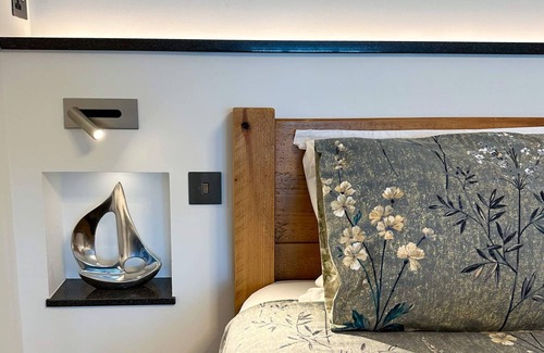 Marhamchurch Apartment | Silver Sea - sleeps 2 guests in 1 bedroom